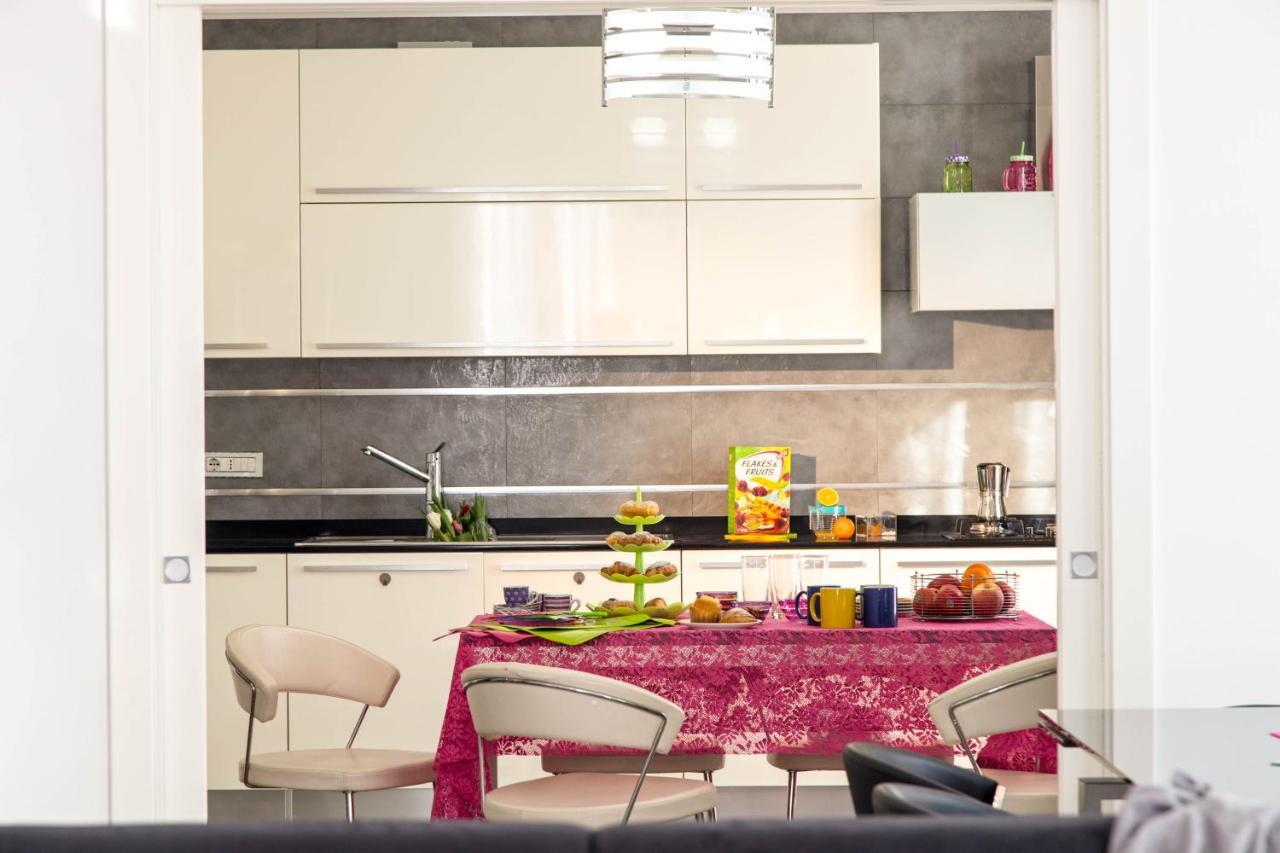 Ferdinando Arthouse Oversized Modern Apartment - By Gocce Team Neapol Exteriér fotografie