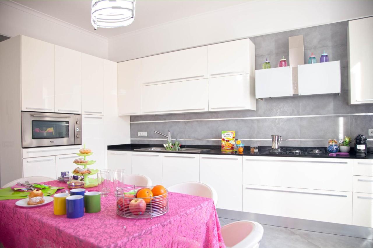 Ferdinando Arthouse Oversized Modern Apartment - By Gocce Team Neapol Exteriér fotografie