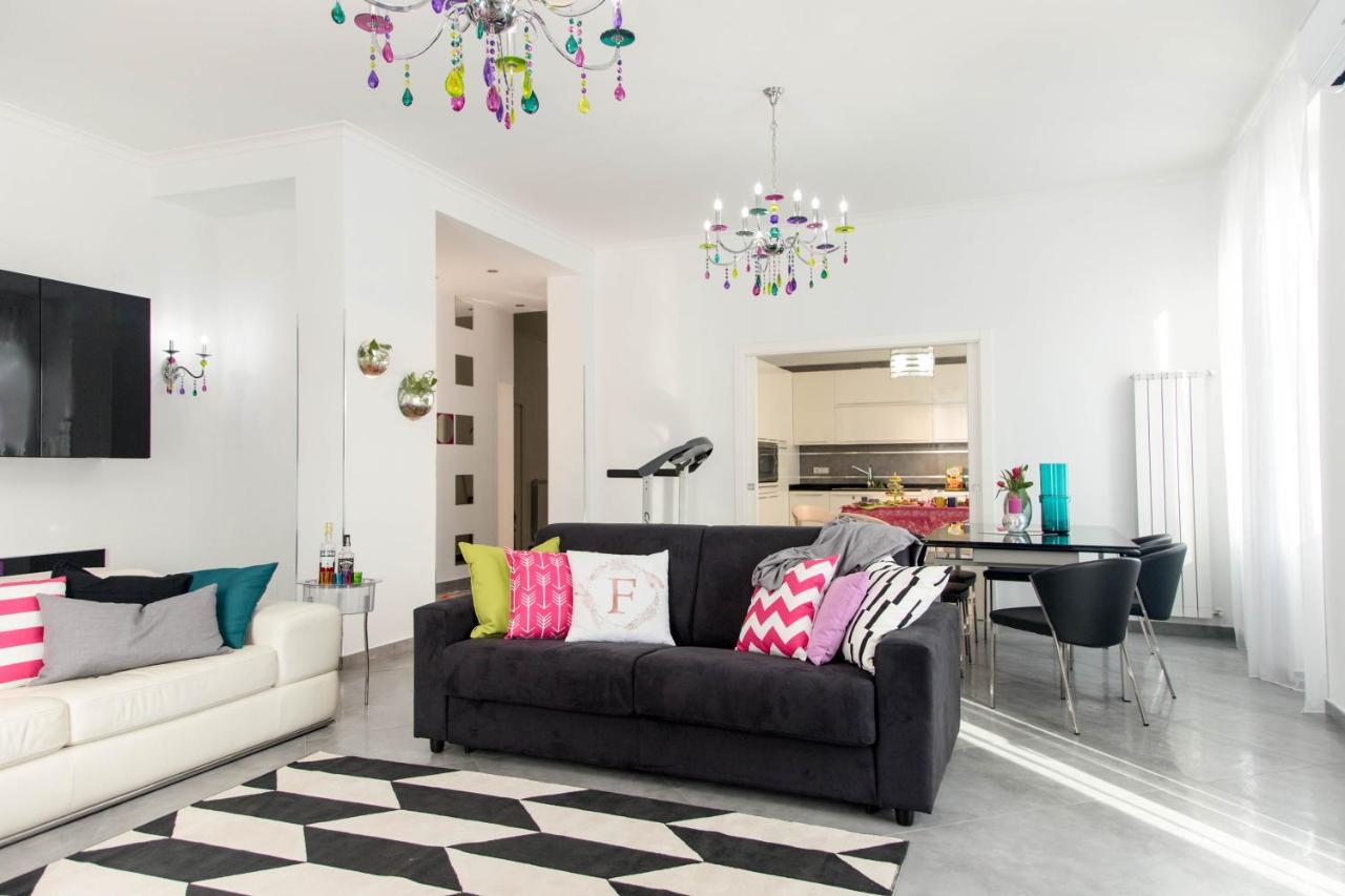 Ferdinando Arthouse Oversized Modern Apartment - By Gocce Team Neapol Exteriér fotografie